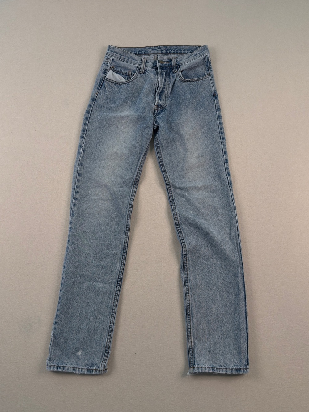 Vintage Light Wash Straight Leg Jeans Distressed Raw Hem Y2K Denim